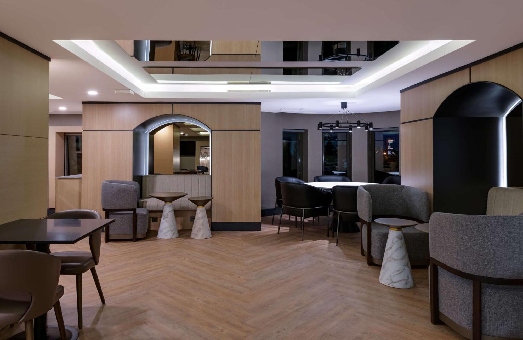Doubletree By Hilton ואן מראה חיצוני תמונה