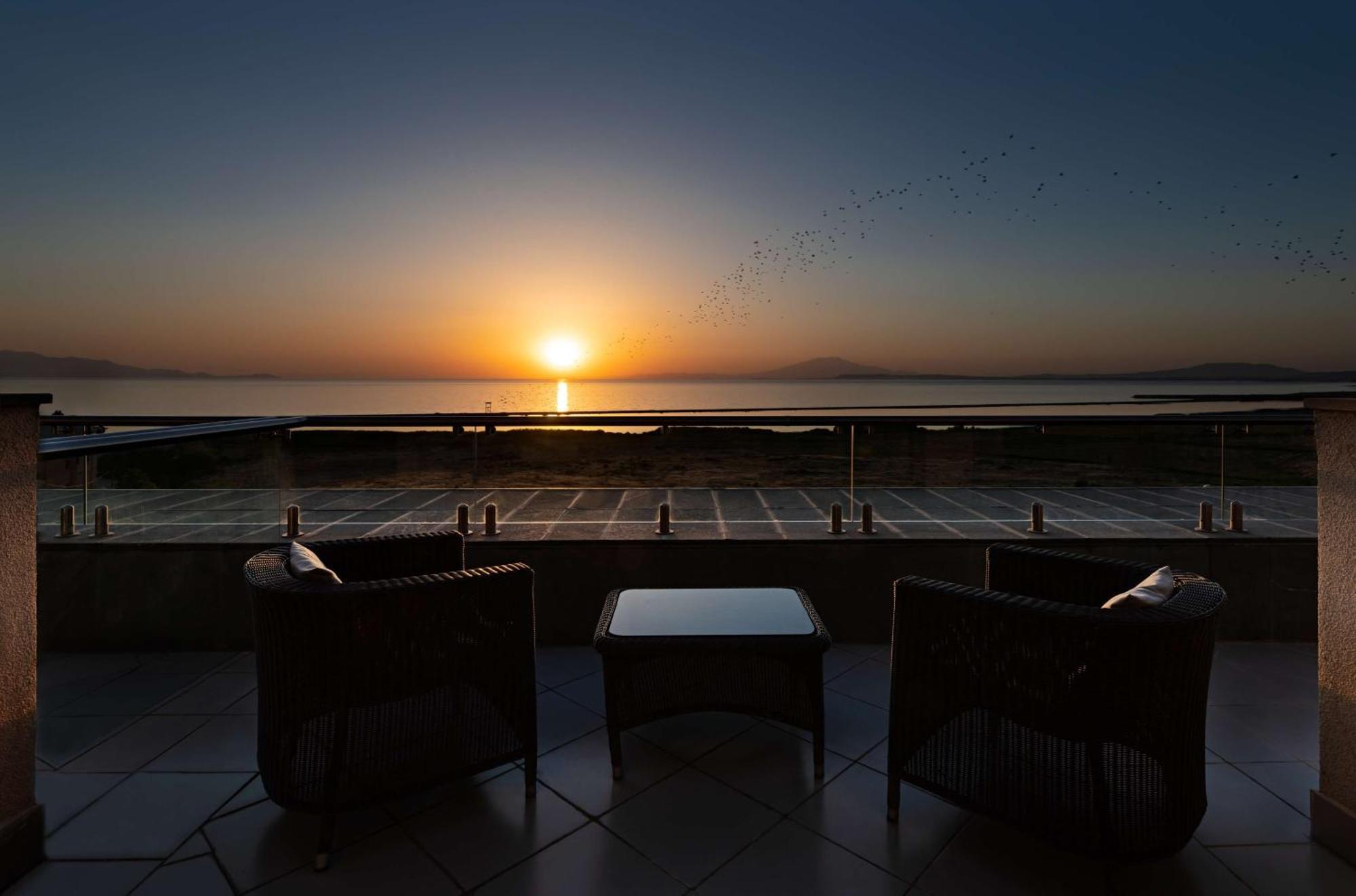 Doubletree By Hilton ואן מראה חיצוני תמונה