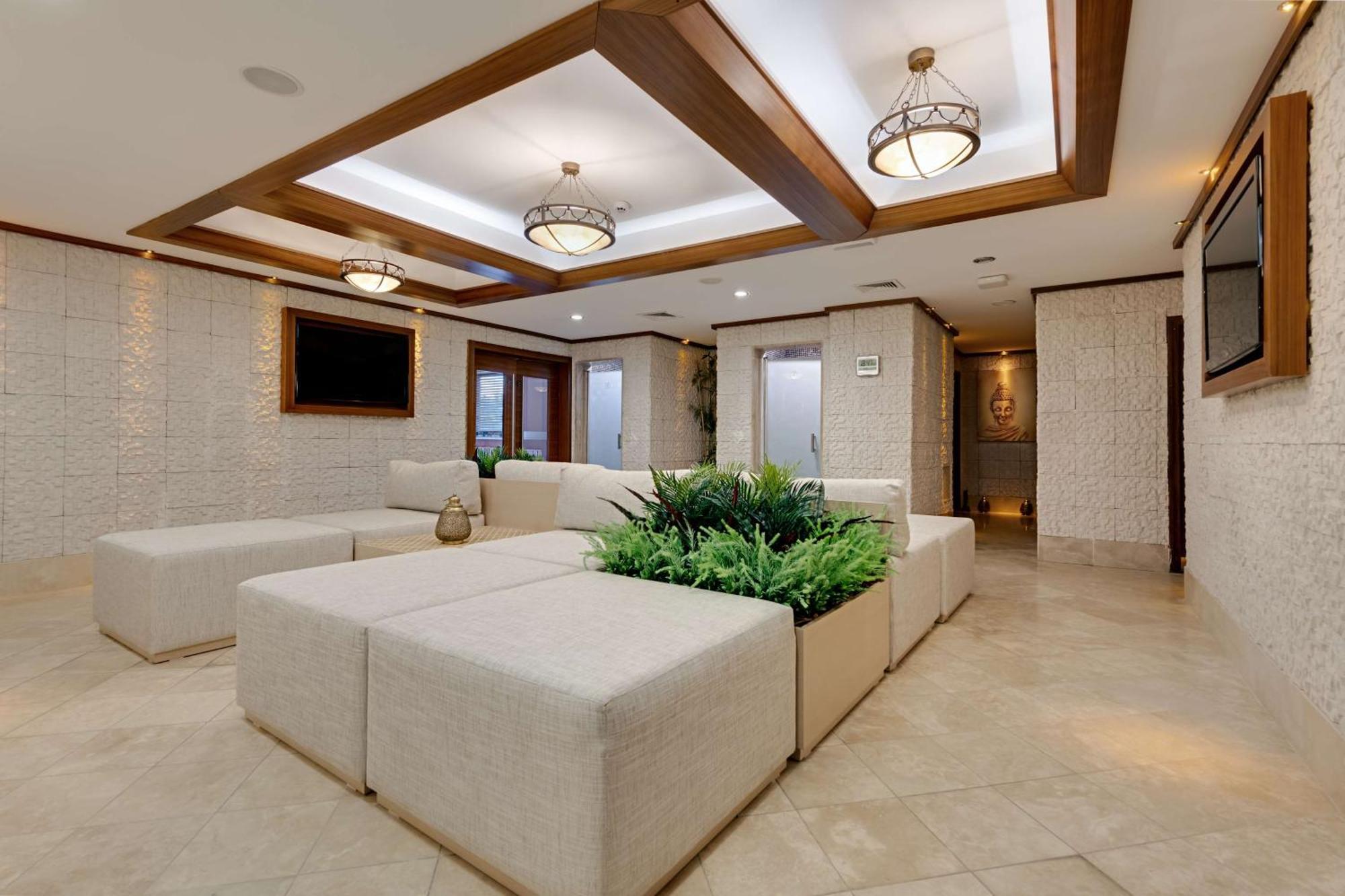 Doubletree By Hilton ואן מראה חיצוני תמונה