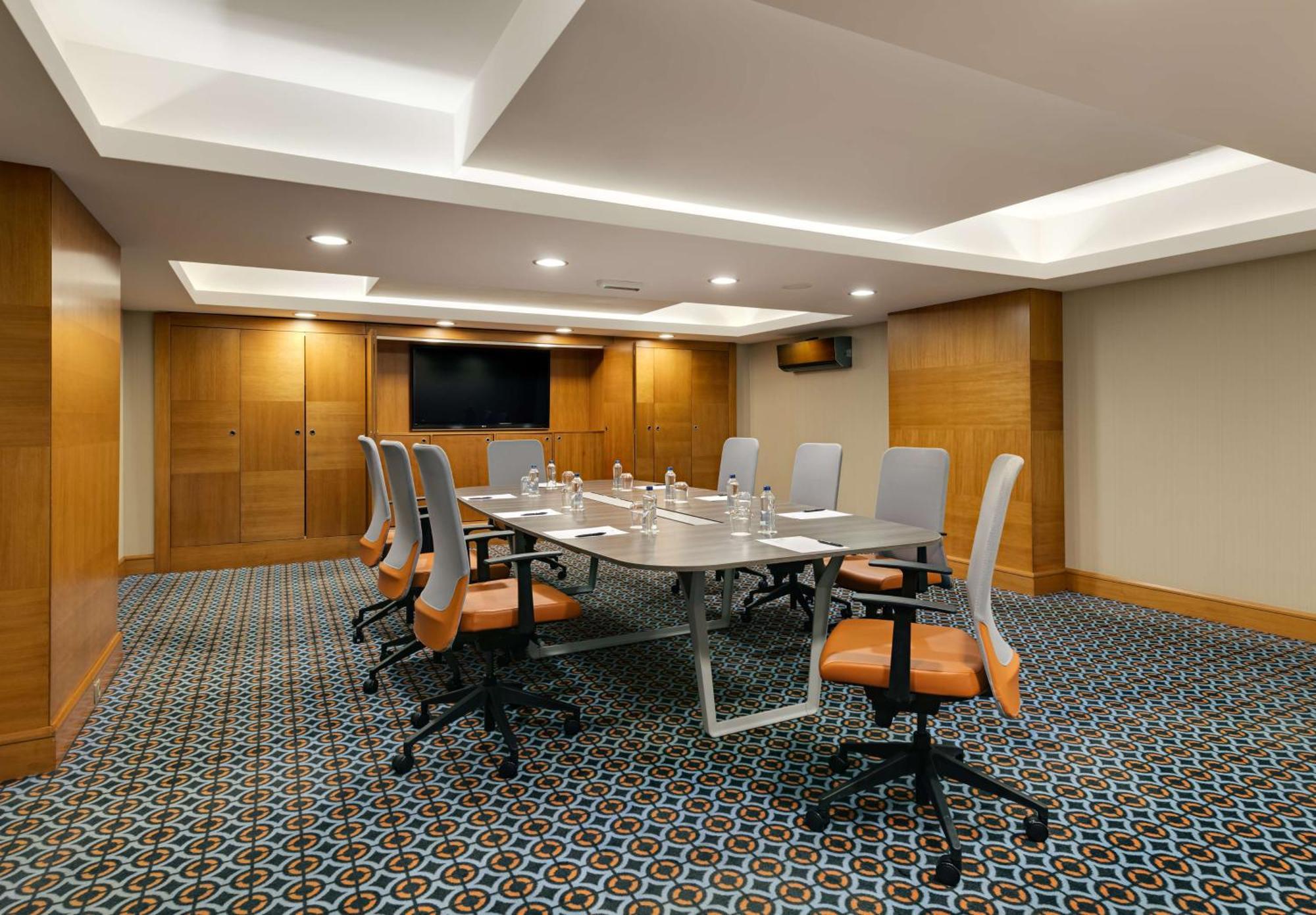 Doubletree By Hilton ואן מראה חיצוני תמונה