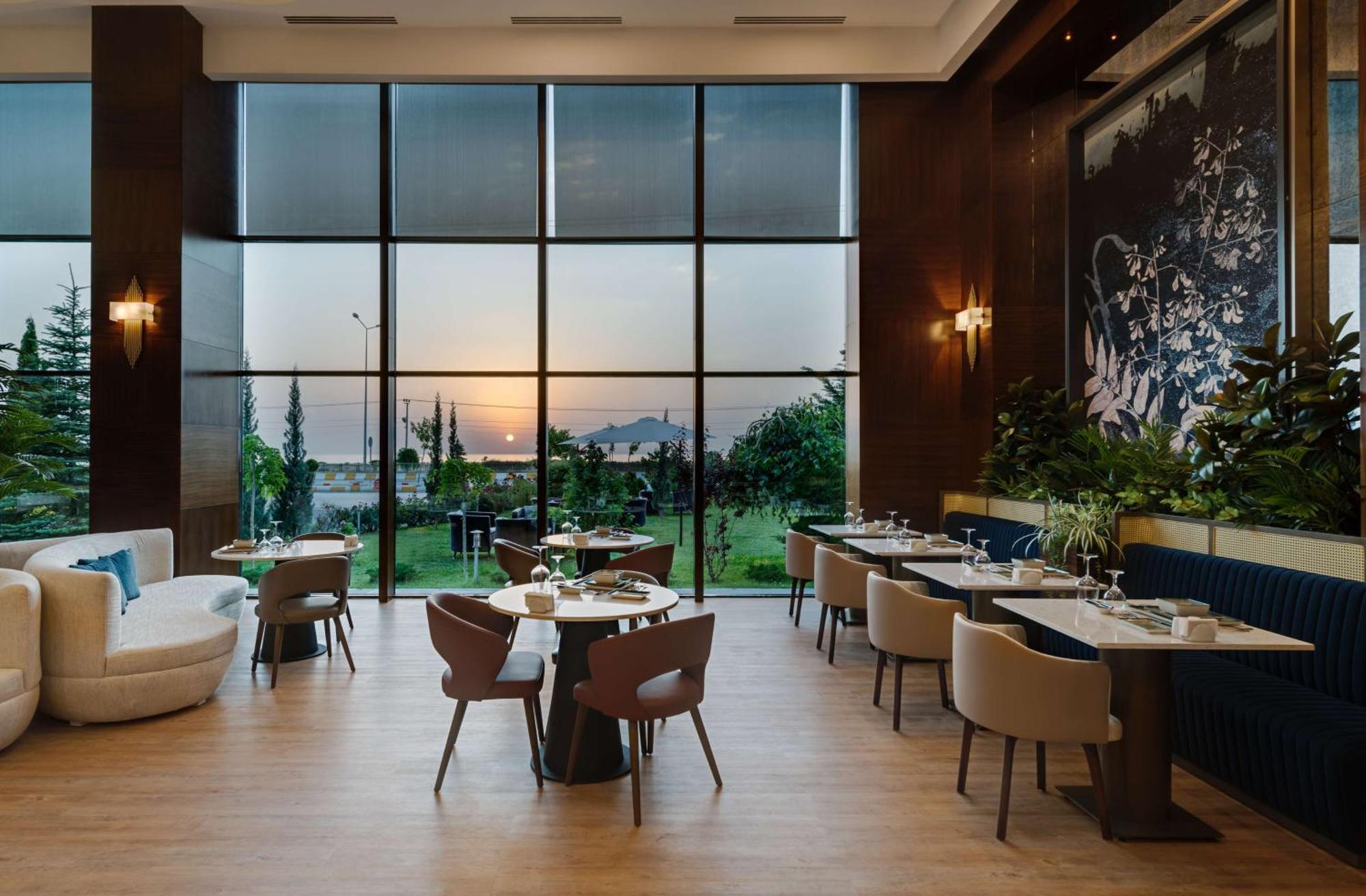 Doubletree By Hilton ואן מראה חיצוני תמונה